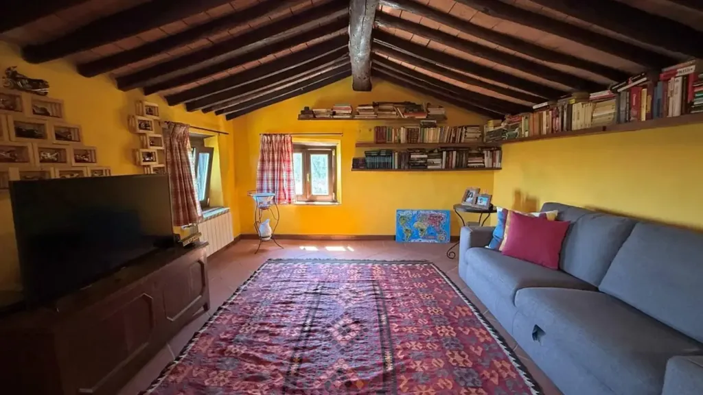 Elutuba - Rustic Stone Cottage with Panoramic View, Capannori