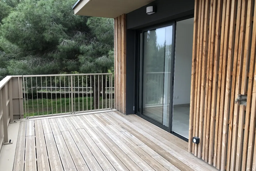 Rõdu - Apartment with Terrace in Agde