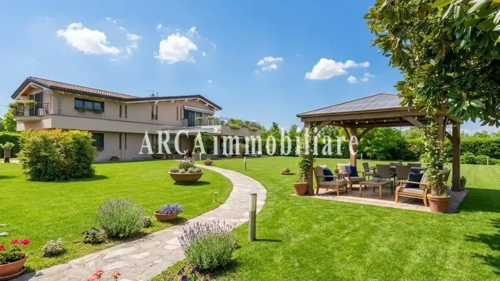 Garden - Rustic Villa with Garden in Pietrasanta