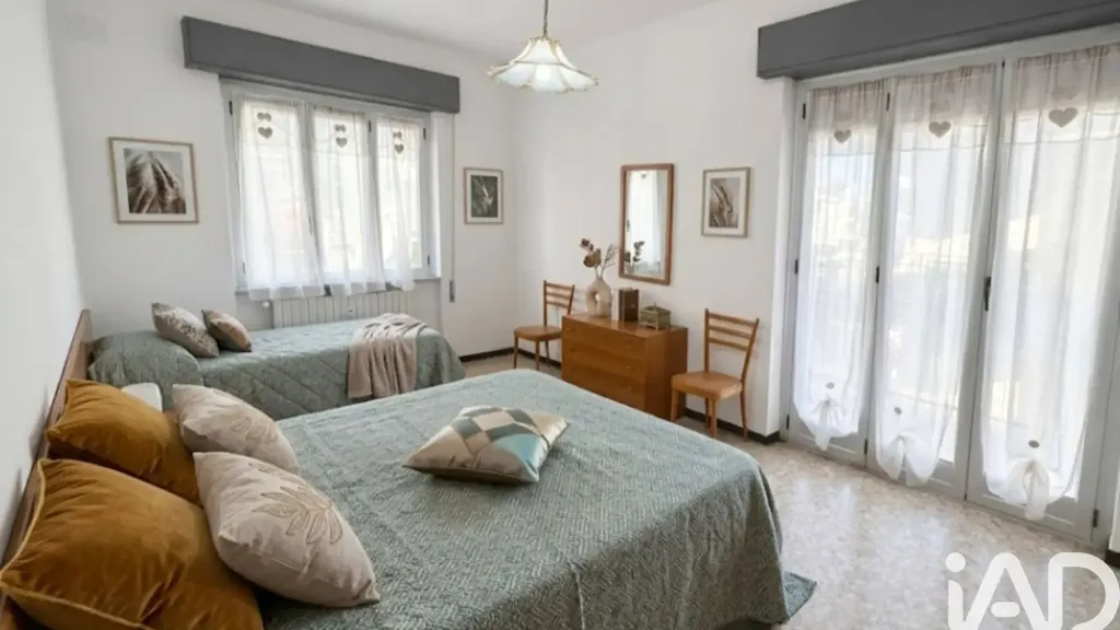 Chambres - Bright Apartment with Sea View in Loano