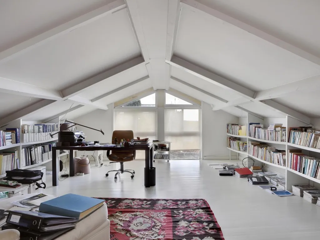 Kabinet - Approved Projected House in Lapa, Lisbon