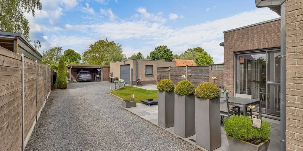 Extérieur - Maison Énergétique avec Jardin à Olsene