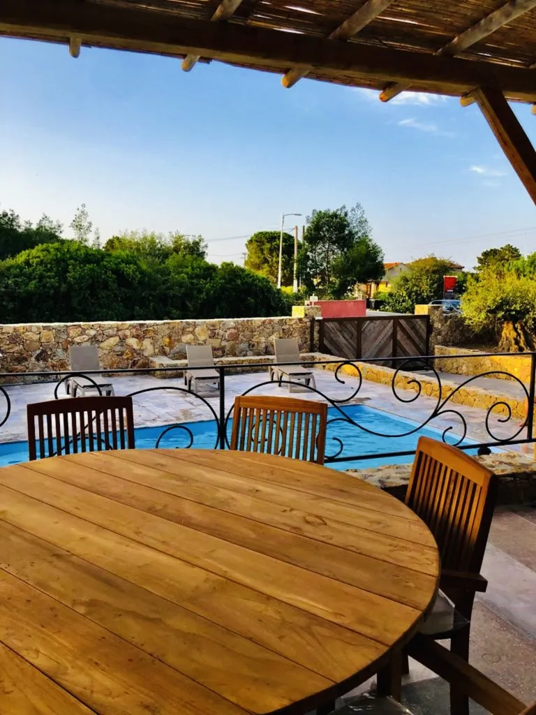 Piscine - Bergerie avec Piscine et Terrasse à Ventiseri