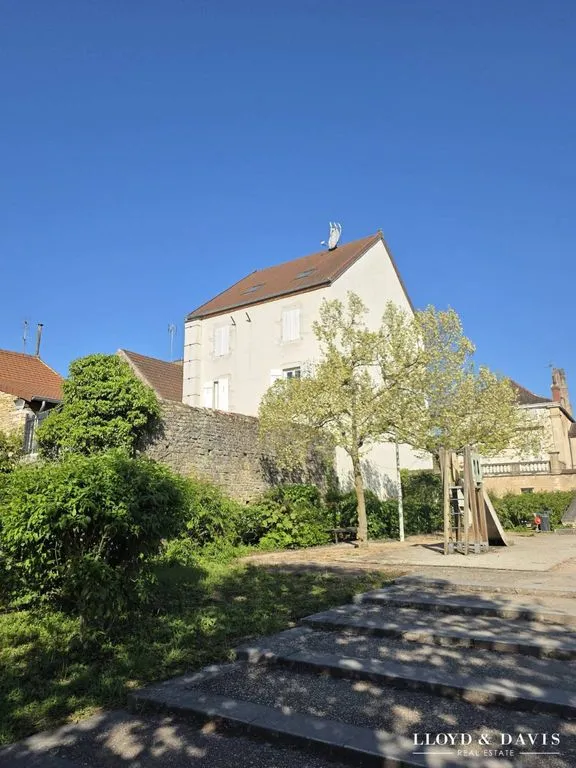 Jardin - Immeuble de Rapport Rénové à Santenay