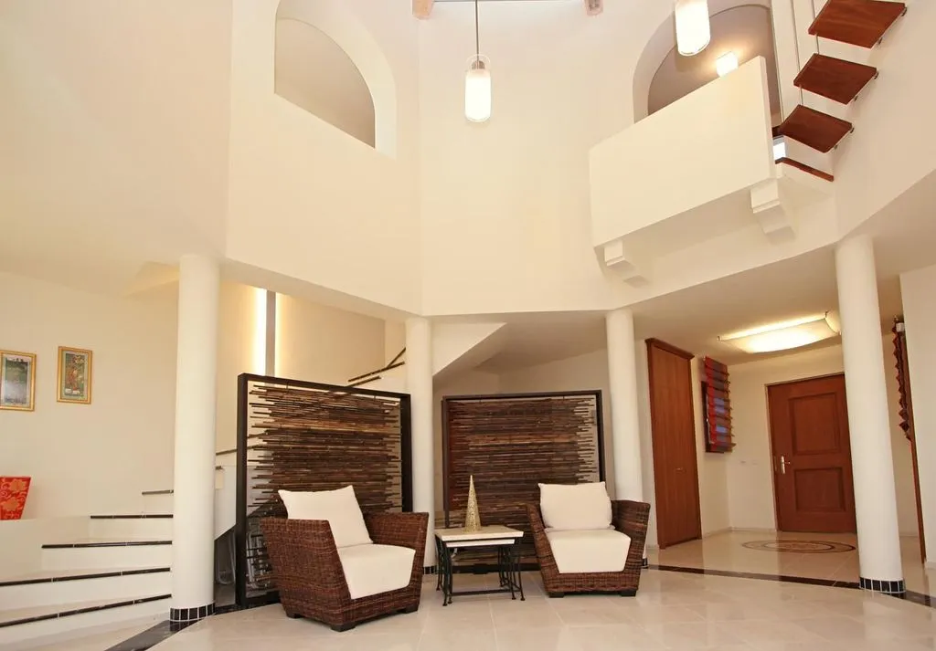 Esik - Luxury Villa with Sea Views in Marbella