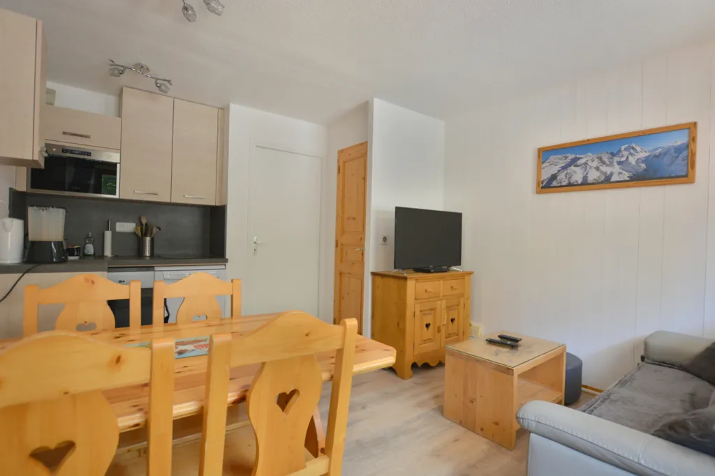 Salle à manger - Studio avec Terrasse Sud-Ouest à Pralognan-la-Vanoise