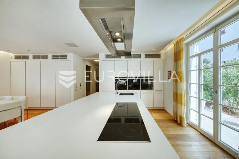 Cuisine - Modern Villa, First Row Sea View in Diklo, Zadar