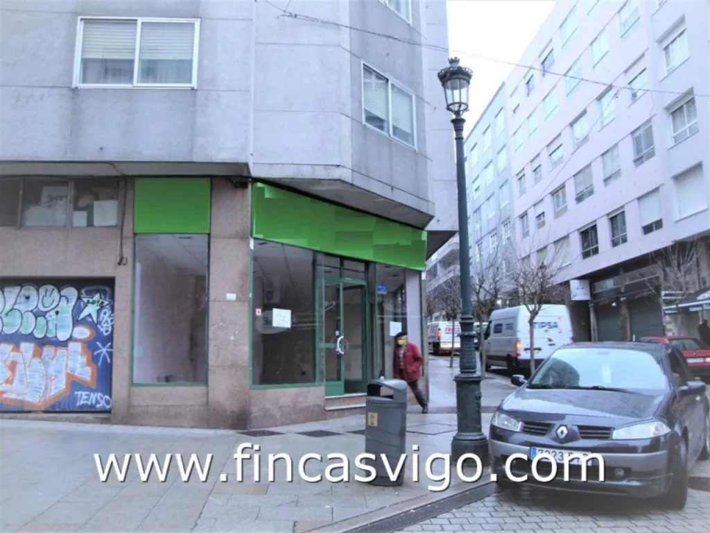 Exterior - Commercial Space with Strategic Location in Vigo