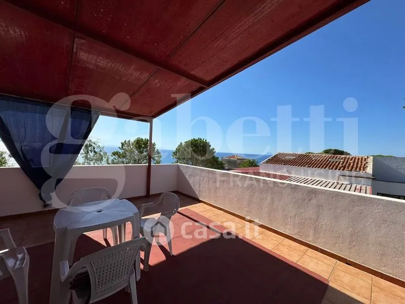 Terrasse - Panoramic Bilocale with Sea View in Marmora, Messina