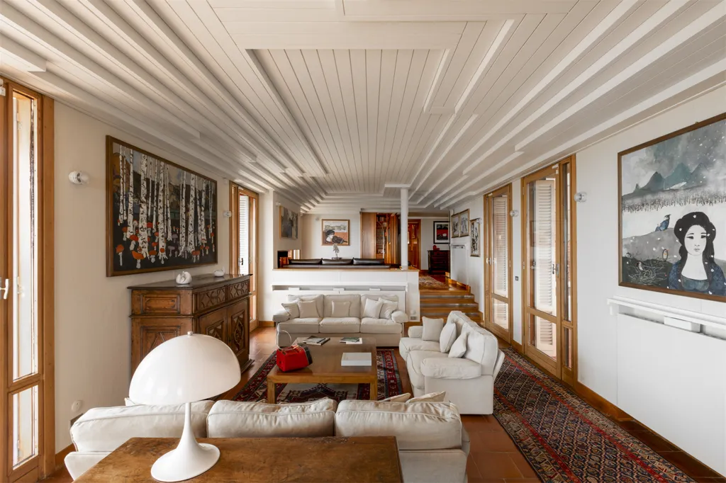 Living Room - Luxury Villa with Panoramic Views in Turin