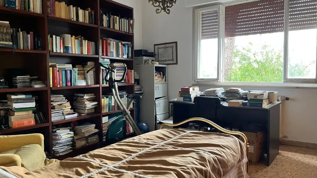 Kabinet - Duplex Apartment with Garden in Pisa