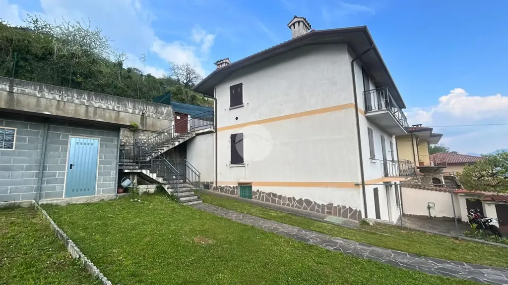 Exterior - Independent House with Panoramic View in Vigolo