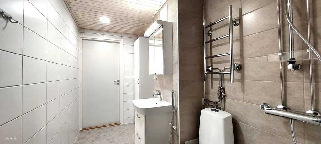 Bagni - Sauna-Fitted Flat in South Haaga, Helsinki