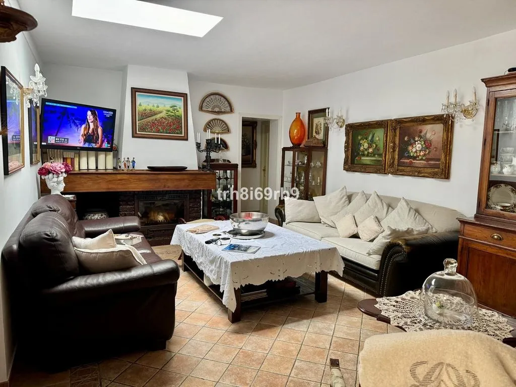 Séjour - Detached Villa with Pool in Atalaya, Costa del Sol