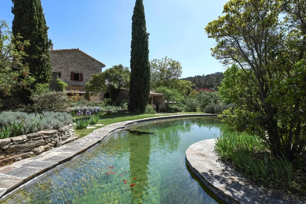 Piscine - Propriété de Prestige avec Parc à Uzès