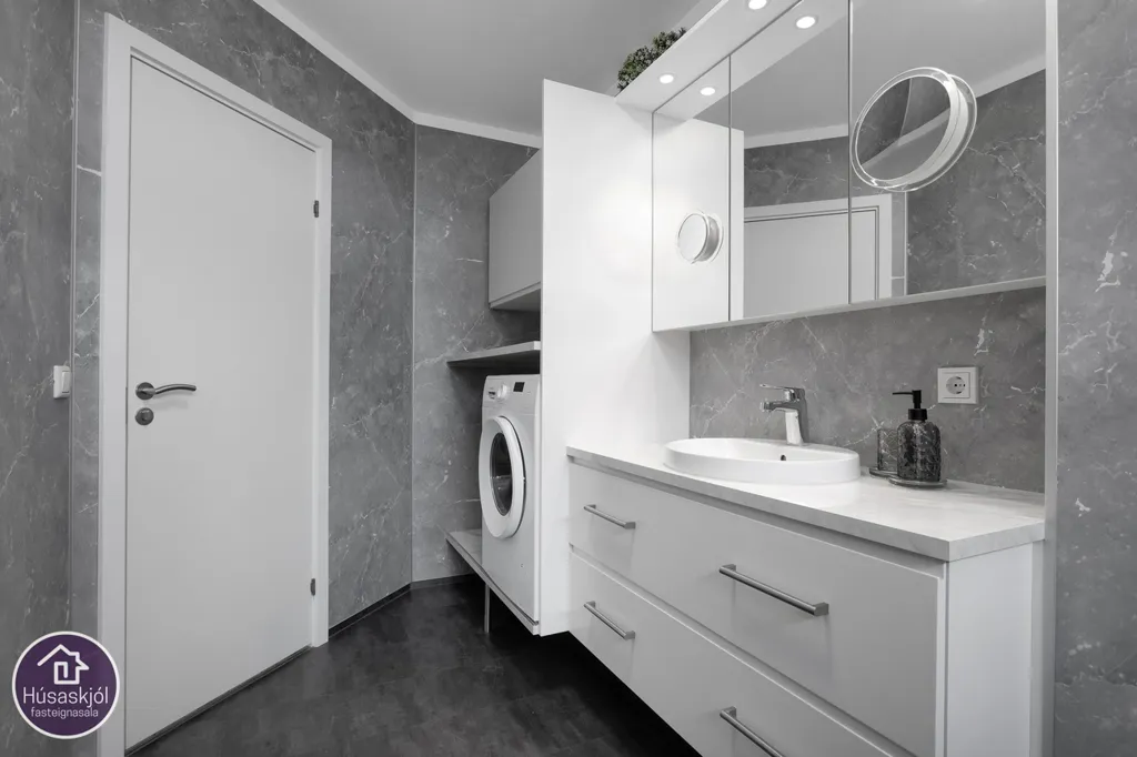 Salles de bain - Apartment with Panoramic Views in Kopavogur