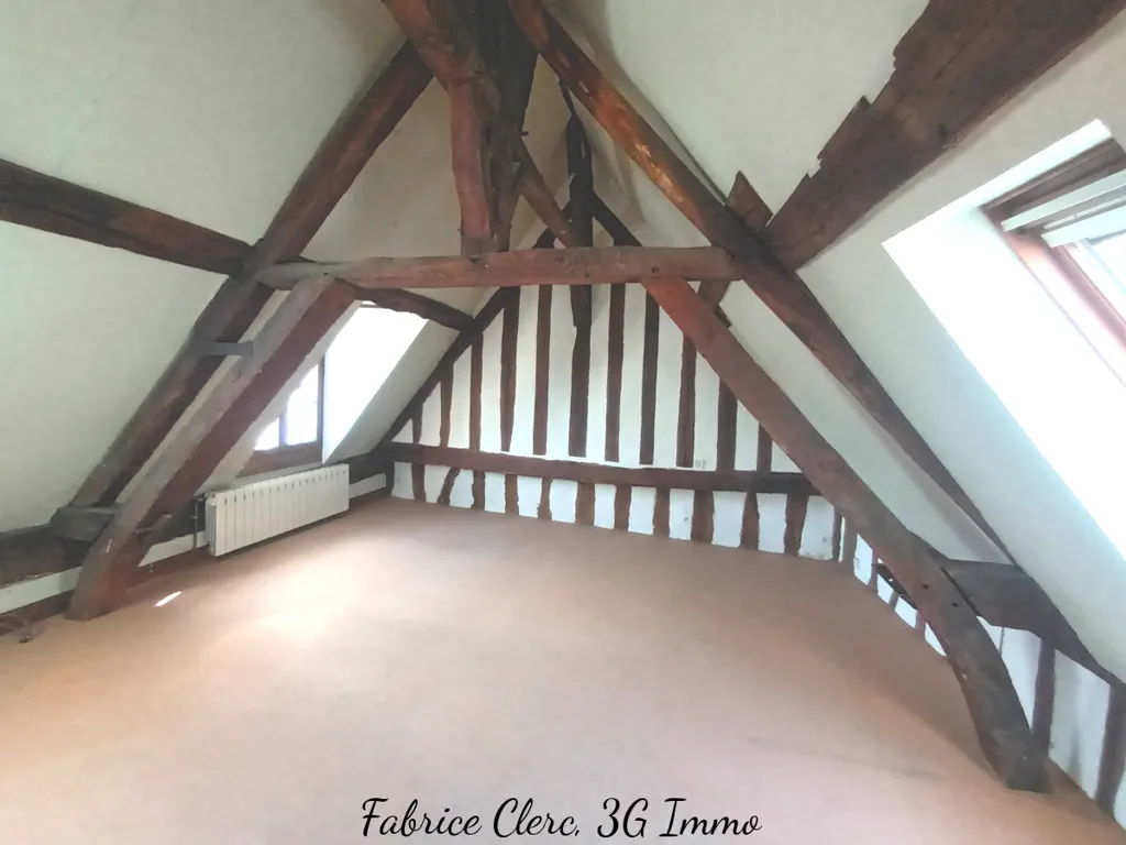 Pièces - Appartement Duplex avec Vue Dégagée au Centre d'Auxerre