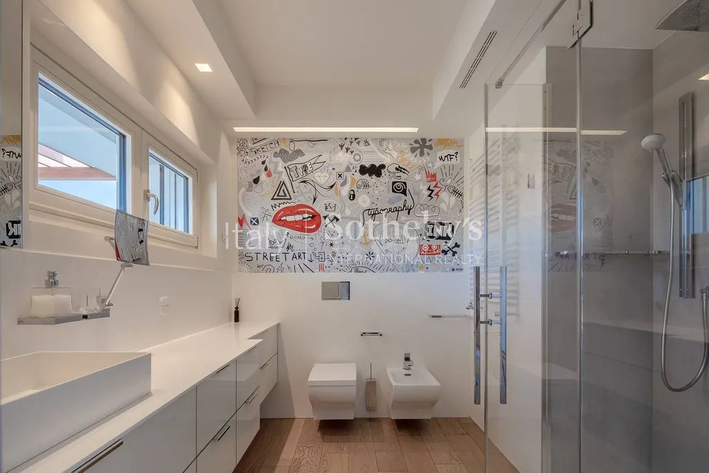 Salles de bain - High-Tech Villa with Pool in Guanzate