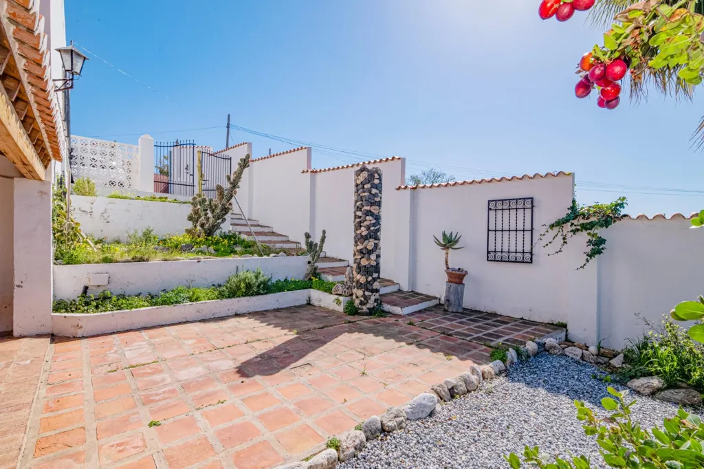Aed - Detached House with Sea View in Motril