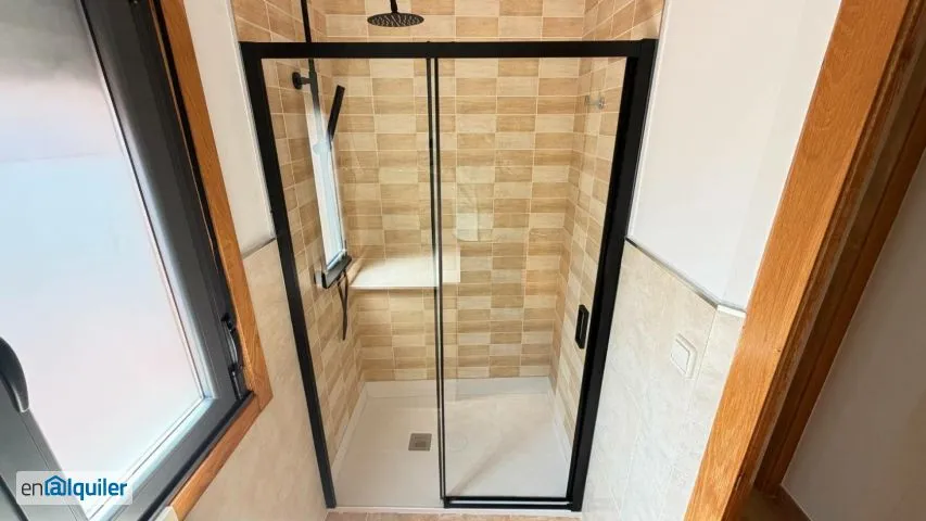 Vannitoad - Modern Flat with Ascender in Vigo's Old Town