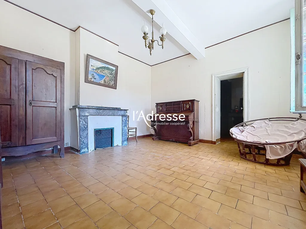 Elutuba - Victorian House with Garden in Muret Centre
