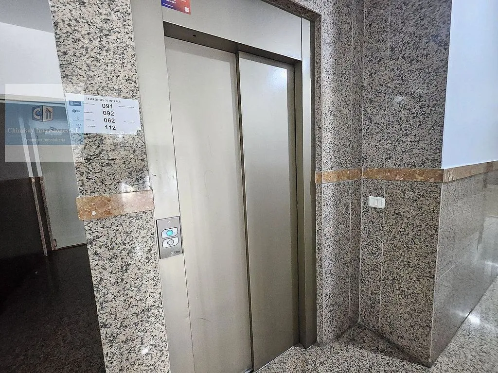 hallway_entrance