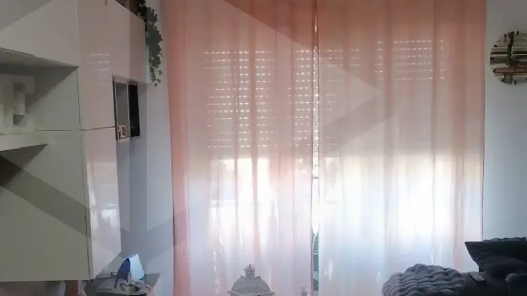 Elutuba - Recently Refined Apartment with Parking in Messina