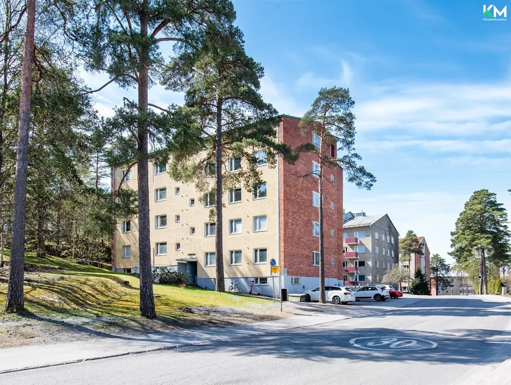 Välivaade - 3rd Floor Apartment with Balcony in Vasaramäki