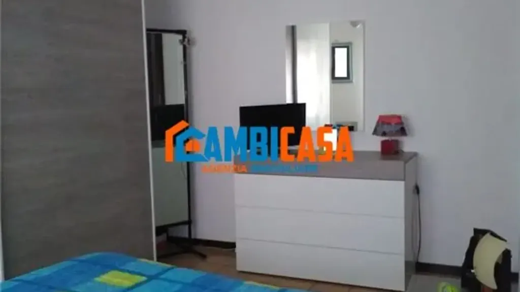 Magamistoad - Semi-Basement Apartment in Palermo