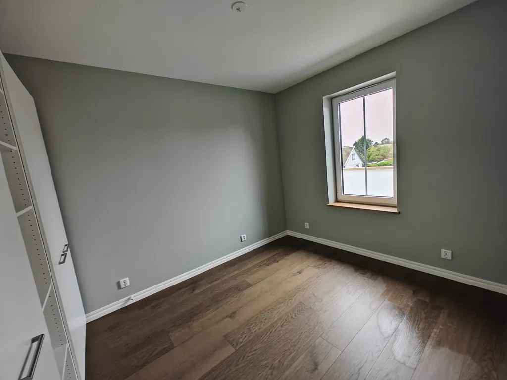 other_room