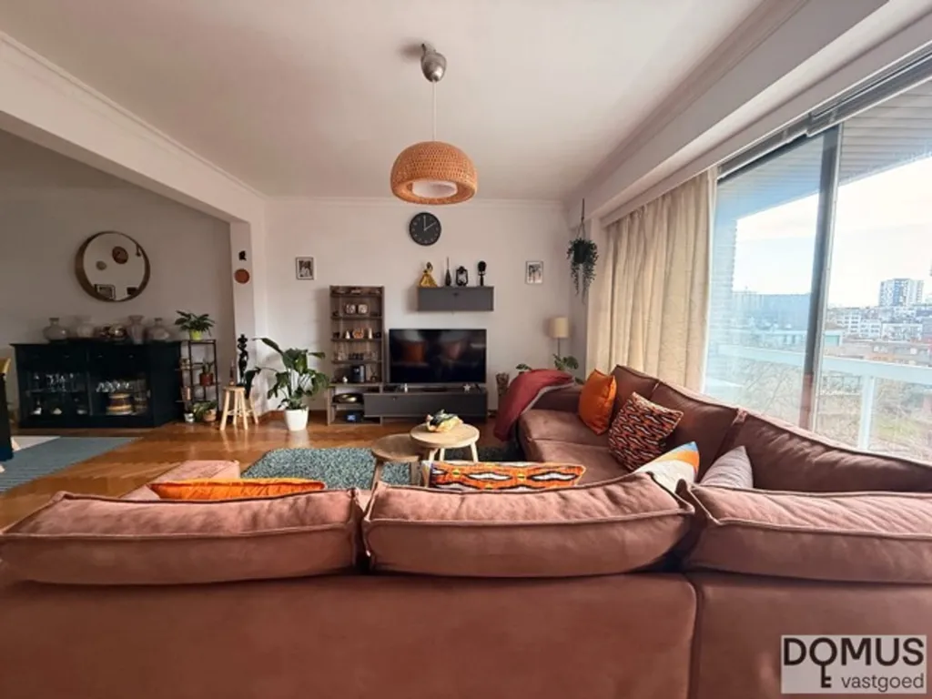 Elutuba - Apartment with Terrace in Evere