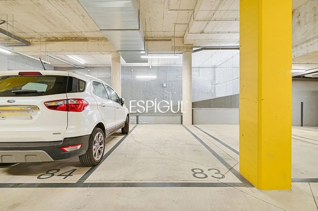 Garage - New Flat with Pool and Terrace in El Masnou