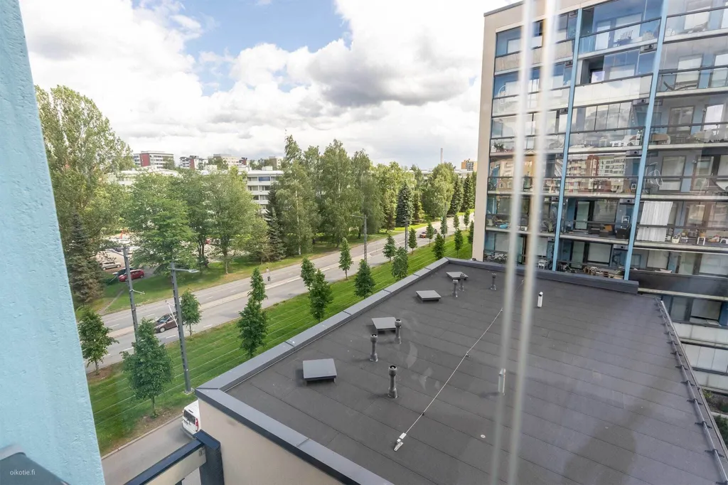 Balcon - Modern Studio with Balcony in Tampere Kaleva