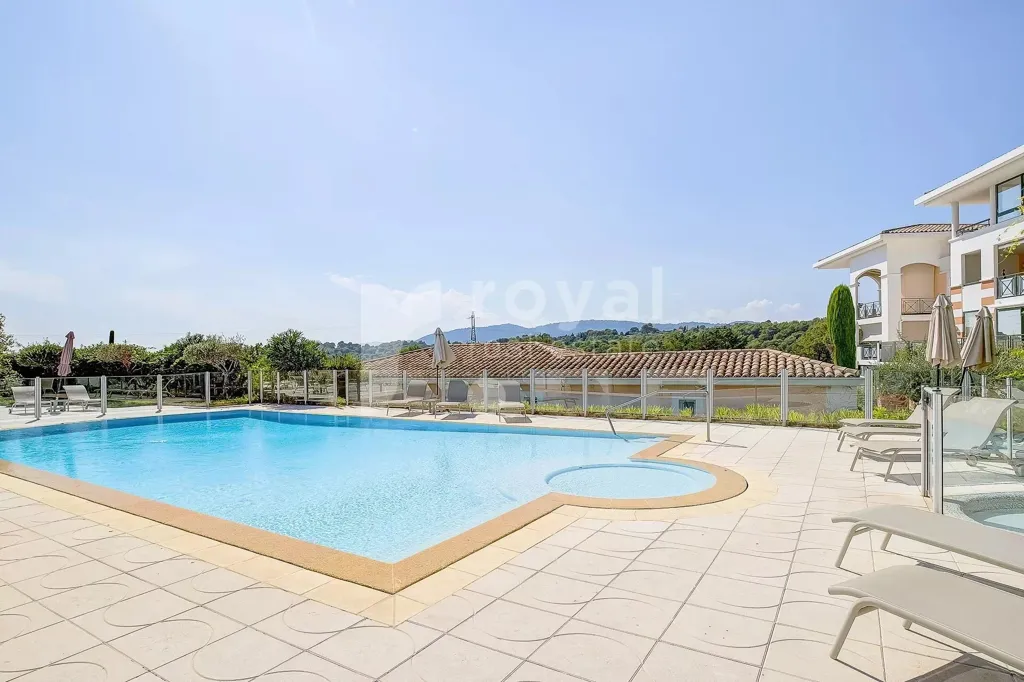 Bassein - Apartment with Golf View in Royal Mougins Golf