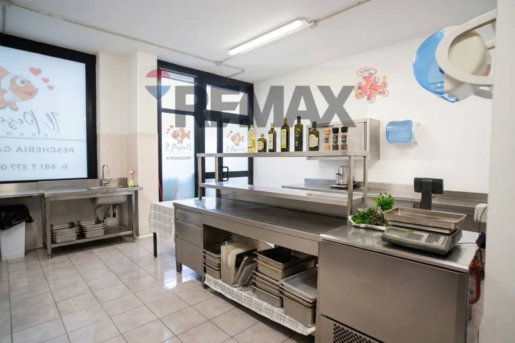 Köök - Established Fishmonger and Deli in Viterbo