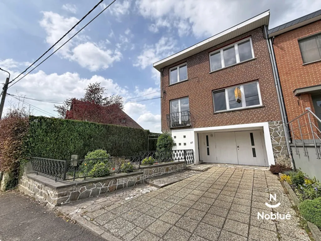 Exterior - Spacious House with Garden in Stembert Centre