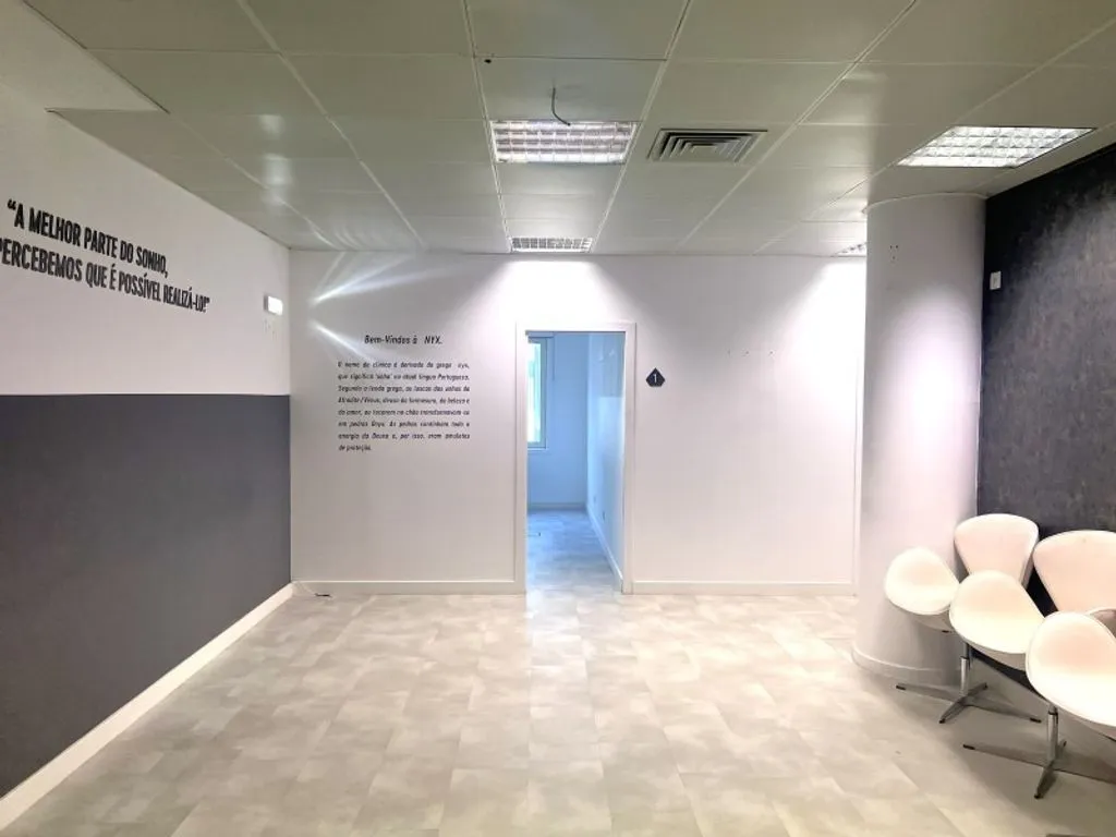 Esik - Office Space with Security in Lisbon