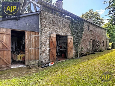 Aed - Authentic Longère with Garden near Campbon
