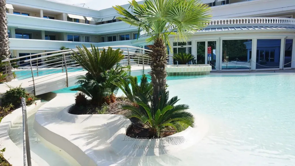 Bassein - Triplex with Pool View in Sirmione