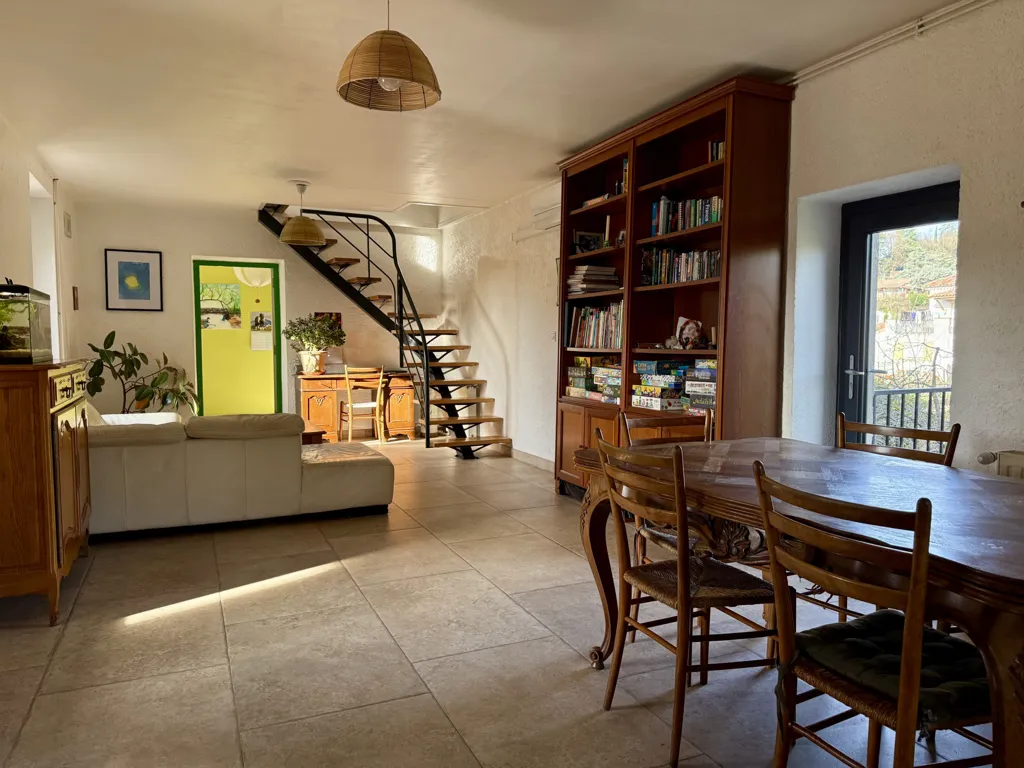 Sala da pranzo - Rustic Stone House with Garden in Ucel