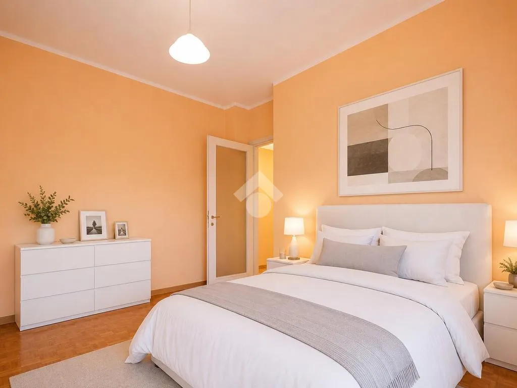 Bedrooms - Central 4-Bed Apartment with Balcony in Cossato