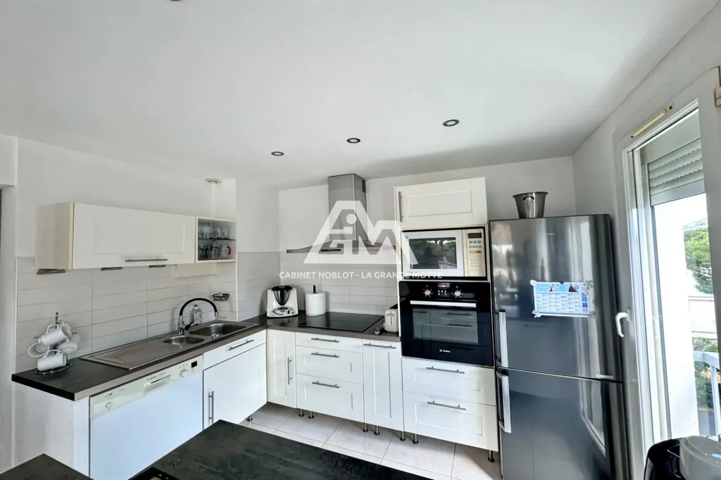 Köök - 2-Bedroom Apartment with Garden View in Hérault