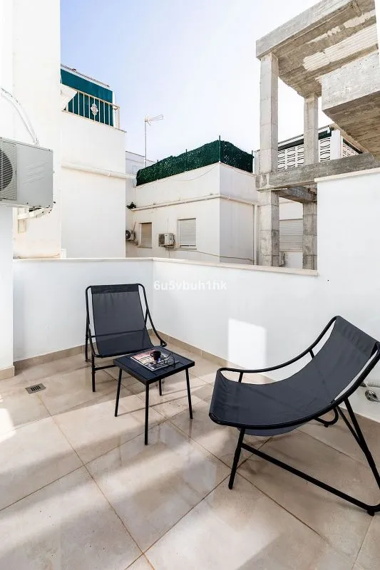 Terrass - Adosado with Terrace in Málaga's Historic Centre