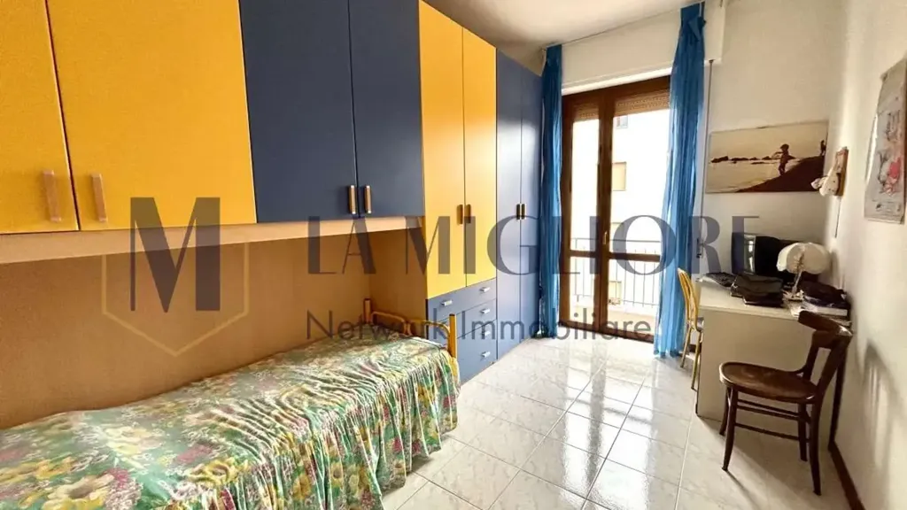 Bedrooms - 5-Room Apartment with Terraces in Prato