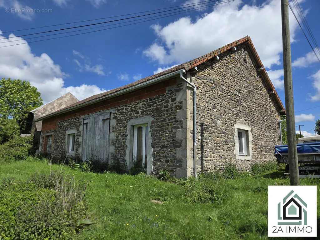 Exterior - Rustic Cottage with Garden in Cisternes-La-Forêt