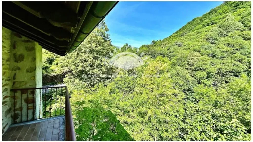 Rõdu - Rustic Villa with Private Garden in Cannobio