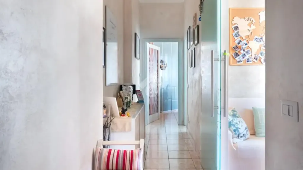 Esik - Modernised 2-Bedroom in Prato Centenaro, Milan