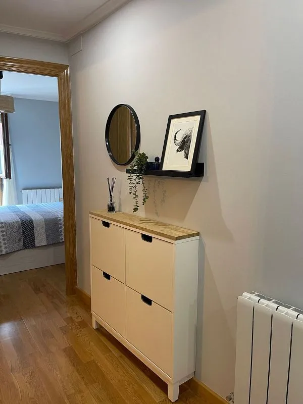 Esik - Furnished Flat with South View in Santander