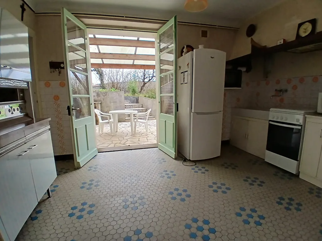 Kitchen - Bourg House with Garden in Couffe