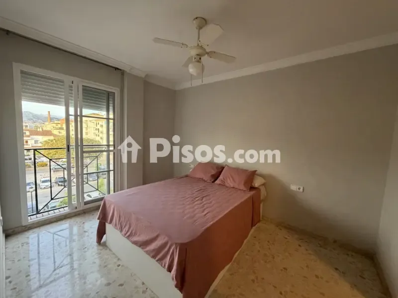 Bedrooms - Spacious Central Flat with Balcony in Calle de la Acequia